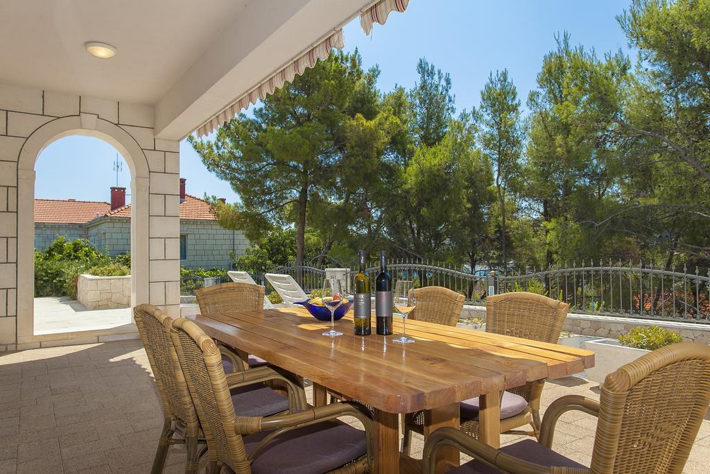 Apartments Villa Maris Lumbarda Room photo